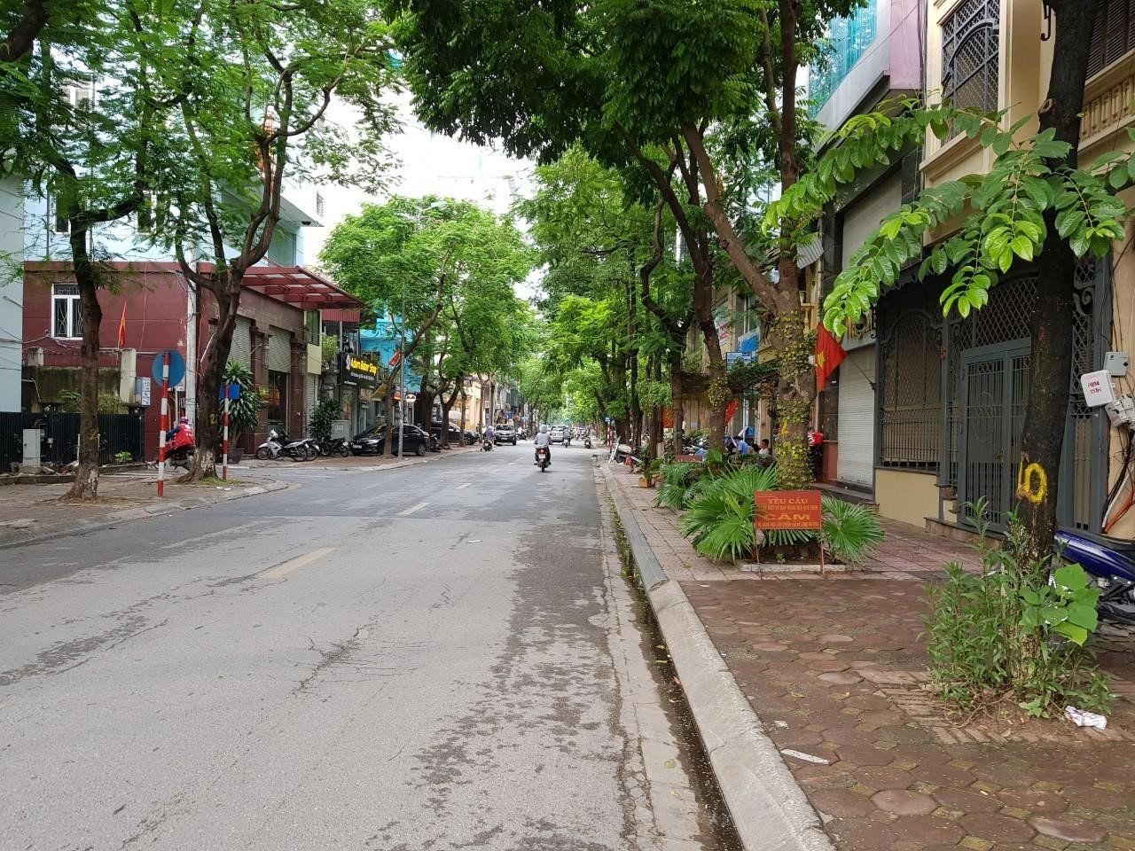 Bán nhà 76m2, 6 tầng Ngụy Như Kon Tum, lô góc 2 mặt tiền cực rộng, gara ôtô, hơn 23 tỷ